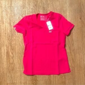 FIGS NWT Technical Collection Scrub Top Womens XS Pink V Neck Shirt Pocket